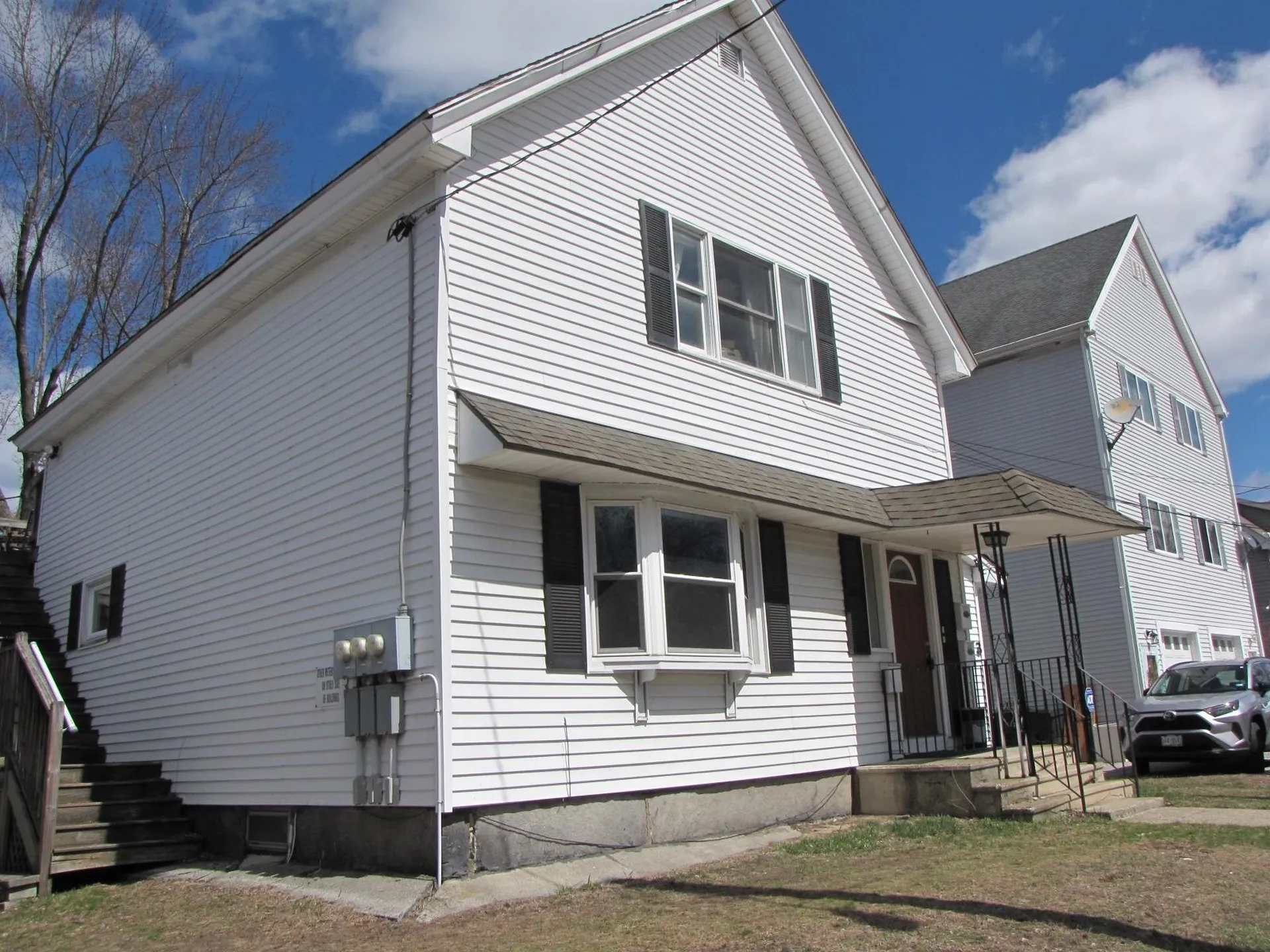 3 Mcilvin Street Manchester NH 03103