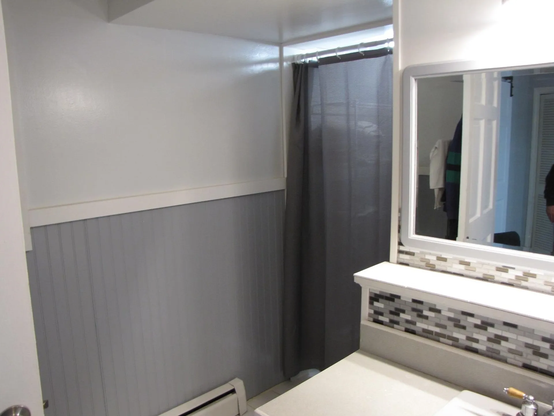 3 Mcilvin Street Manchester NH 03103