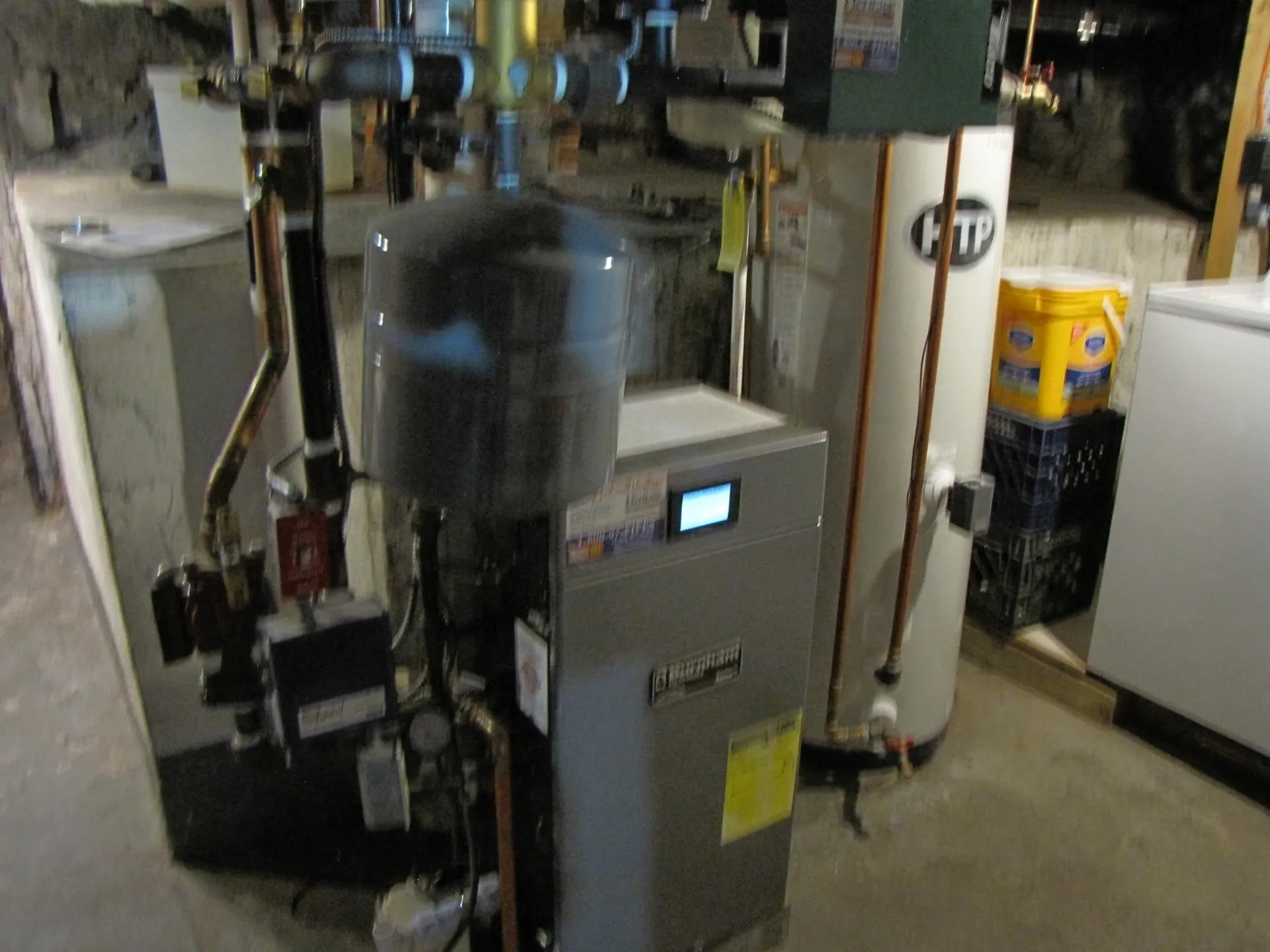 3 Mcilvin Street Manchester NH 03103