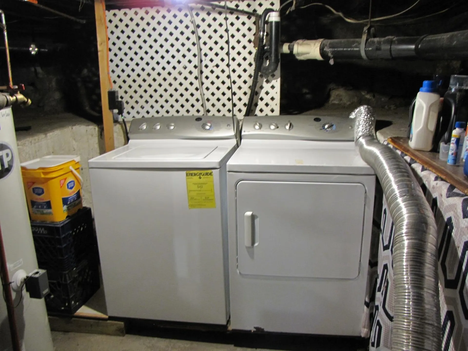 3 Mcilvin Street Manchester NH 03103