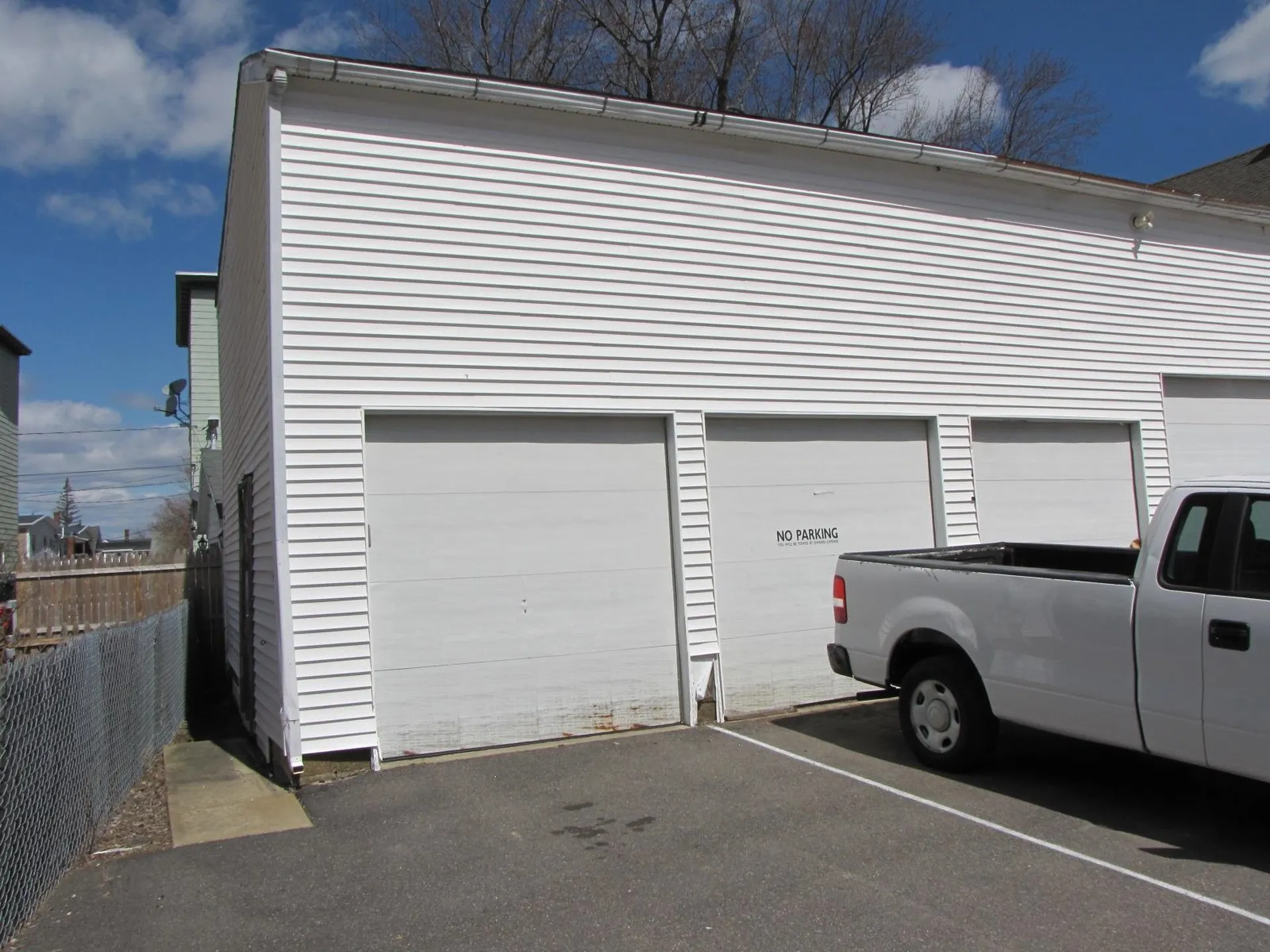 3 Mcilvin Street Manchester NH 03103