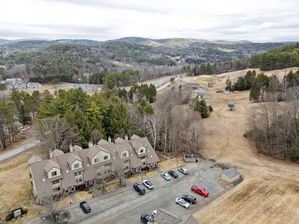 127 Mountains Edge Road West Windsor VT 05037