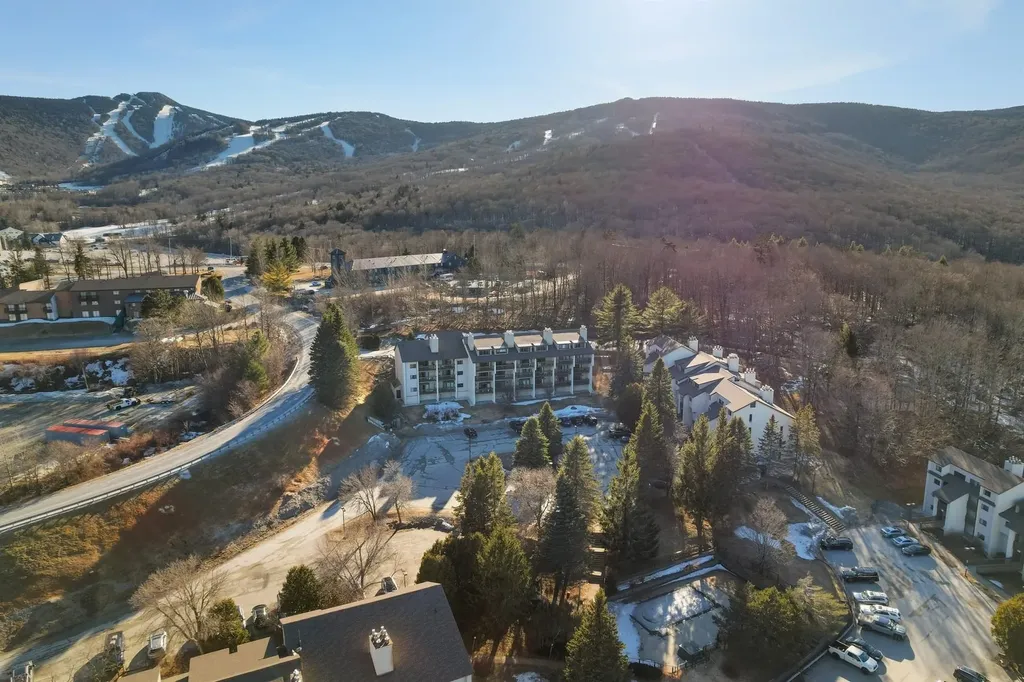 203 Old Mill Road Killington VT 05751