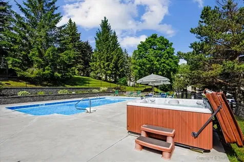 203 Old Mill Road Killington VT 05751