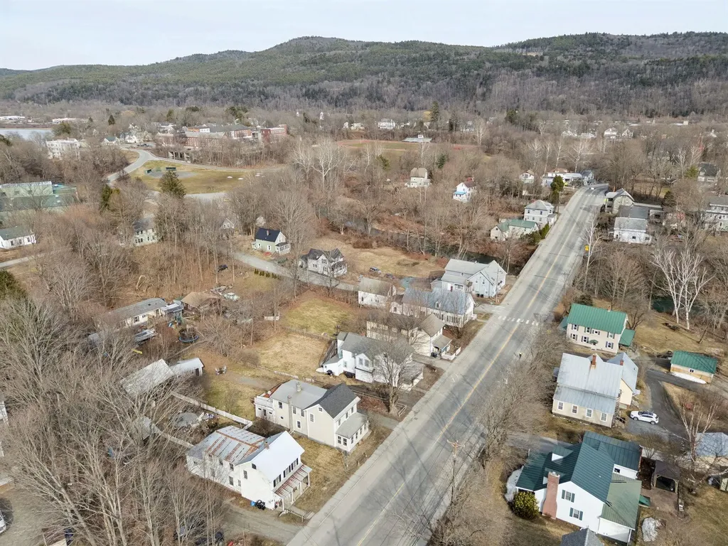 74 Union Street Windsor VT 05089