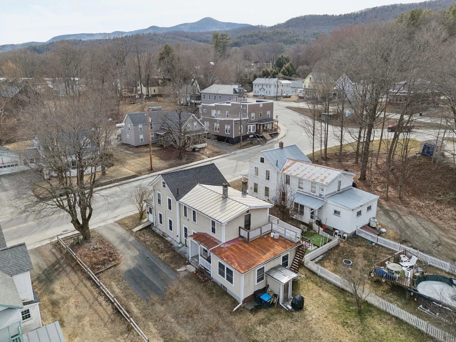 74 Union Street Windsor VT 05089