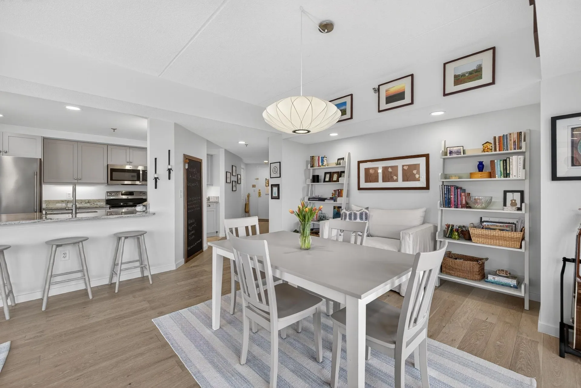 12 Mountain Laurels Drive Nashua NH 03062