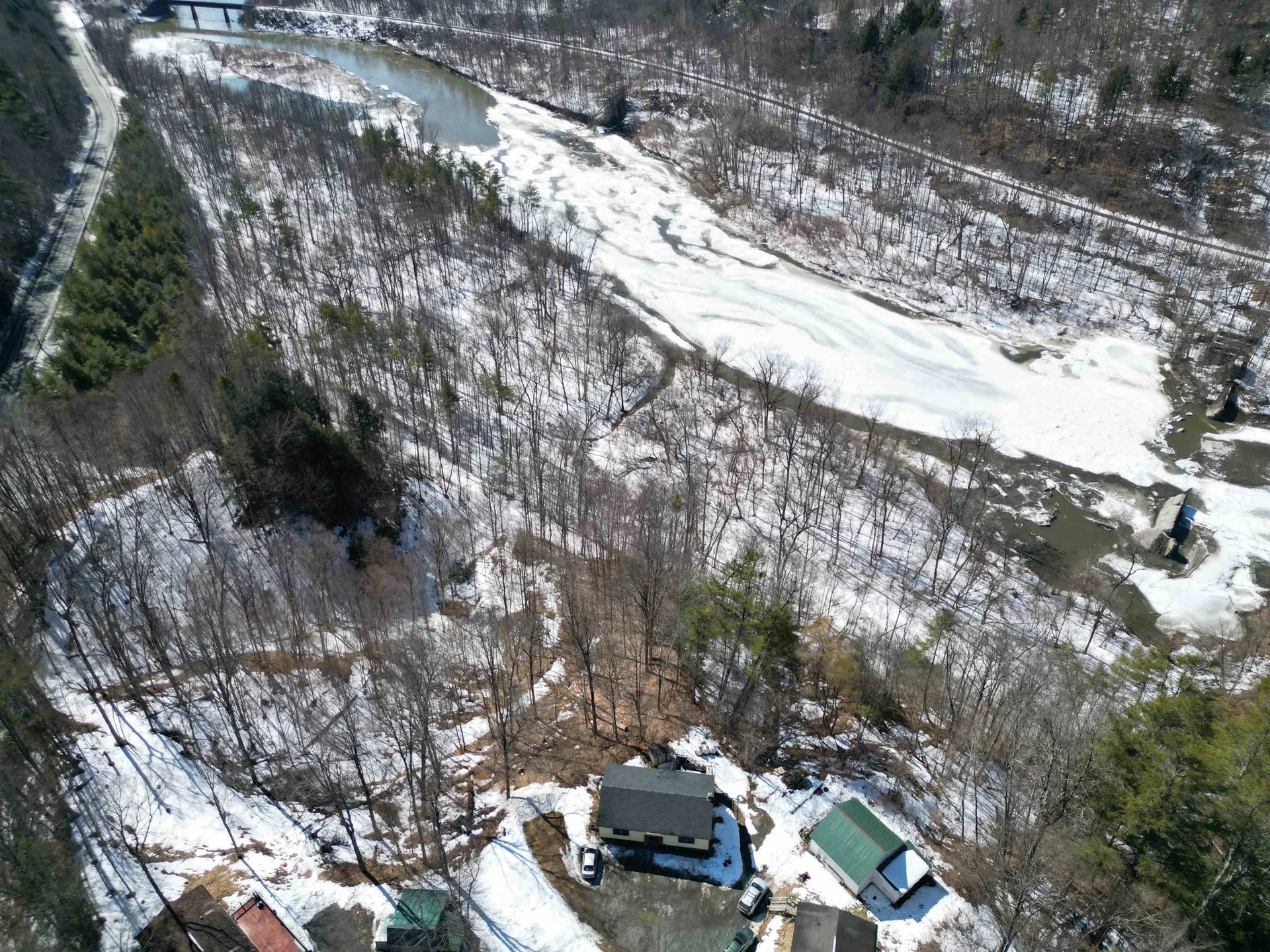 37 Dee Haven Lane Sharon VT 05065