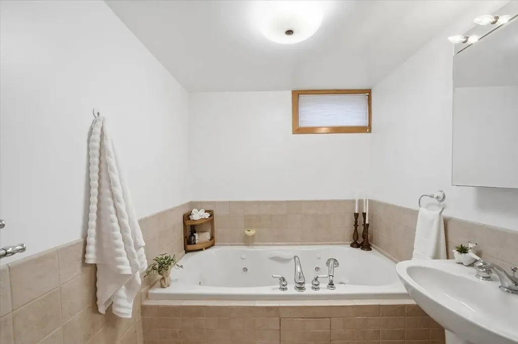 90 West Street Essex Junction VT 05452