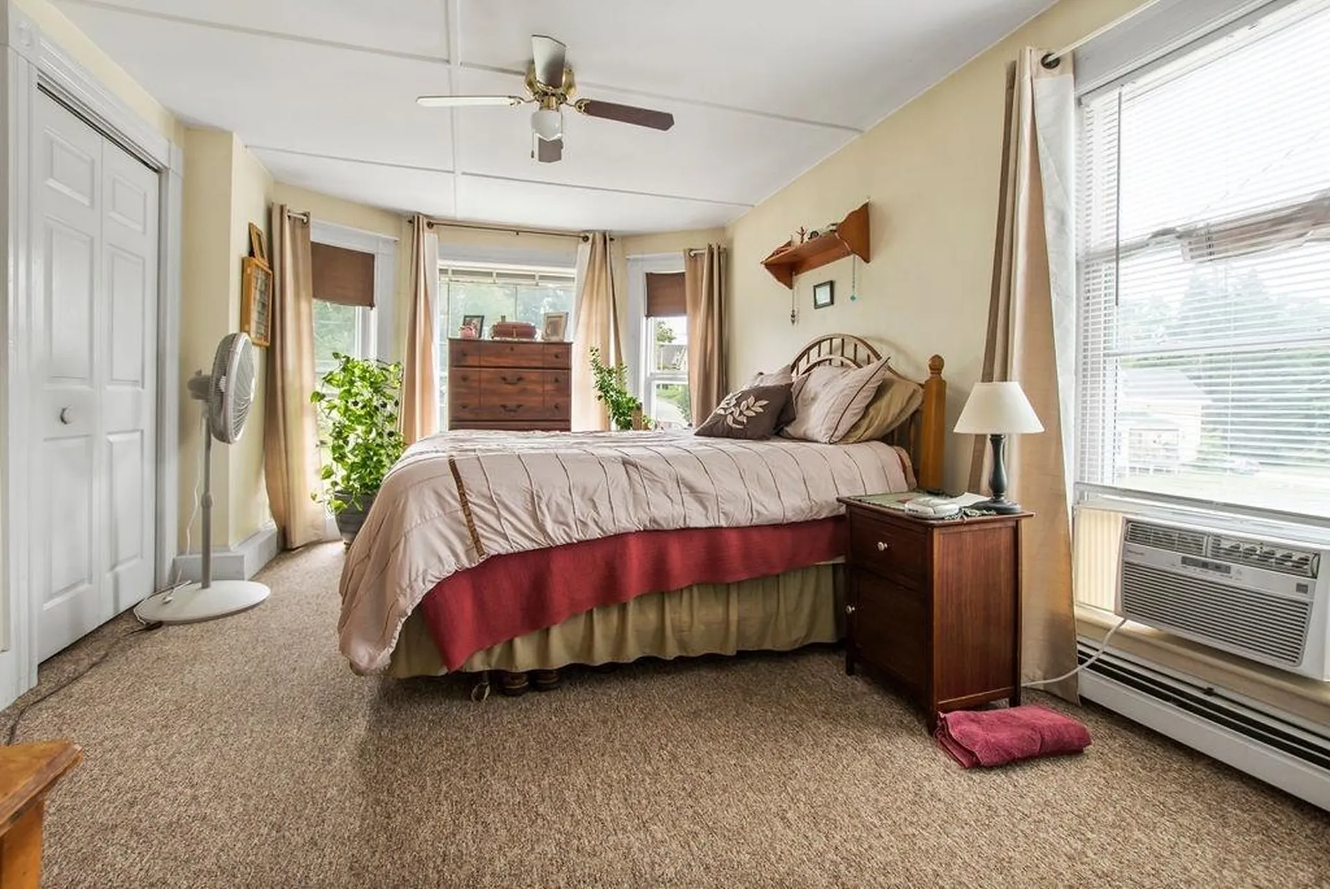17 Bridge Street Pittsfield NH 03263