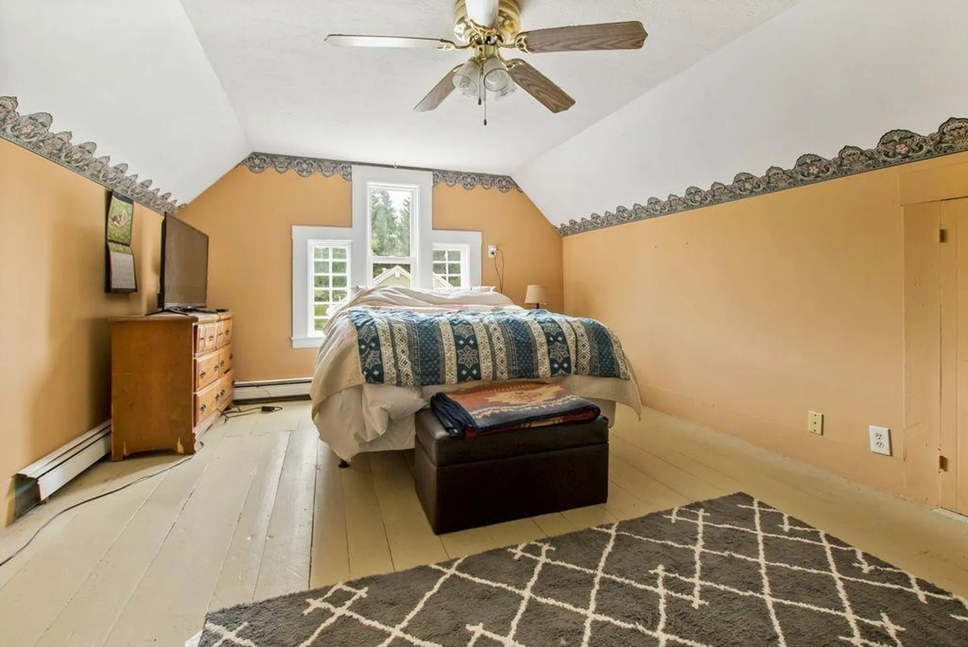 17 Bridge Street Pittsfield NH 03263