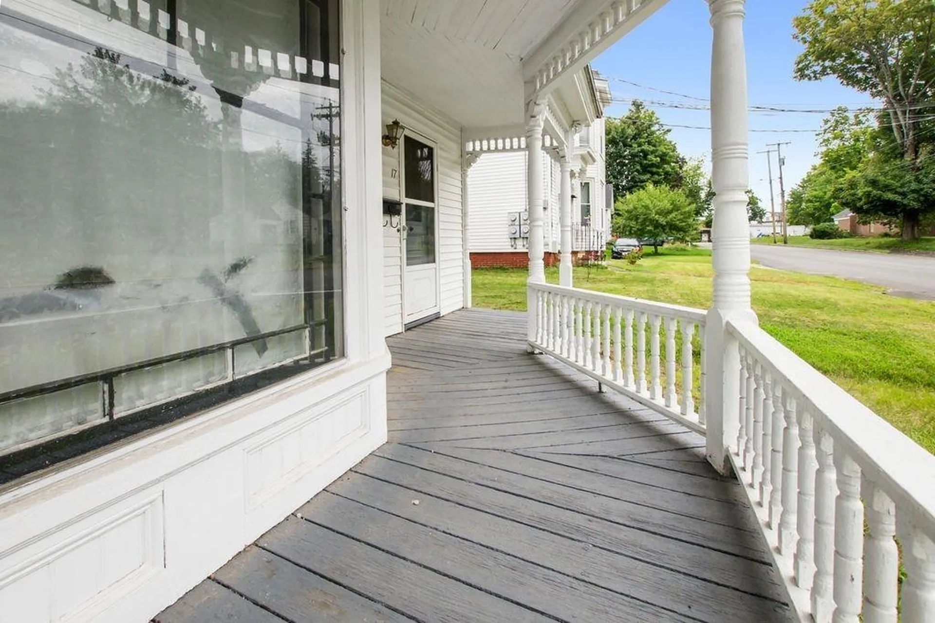 17 Bridge Street Pittsfield NH 03263