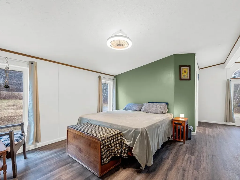 96 Lower Pines Road Warren VT 05674