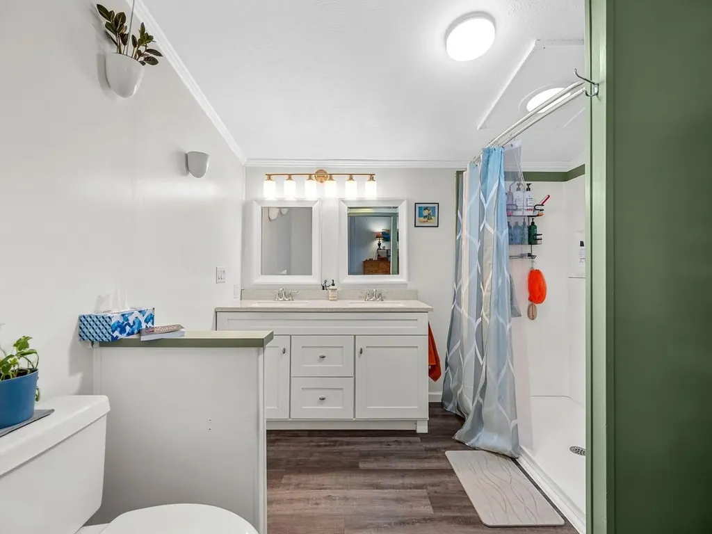 96 Lower Pines Road Warren VT 05674