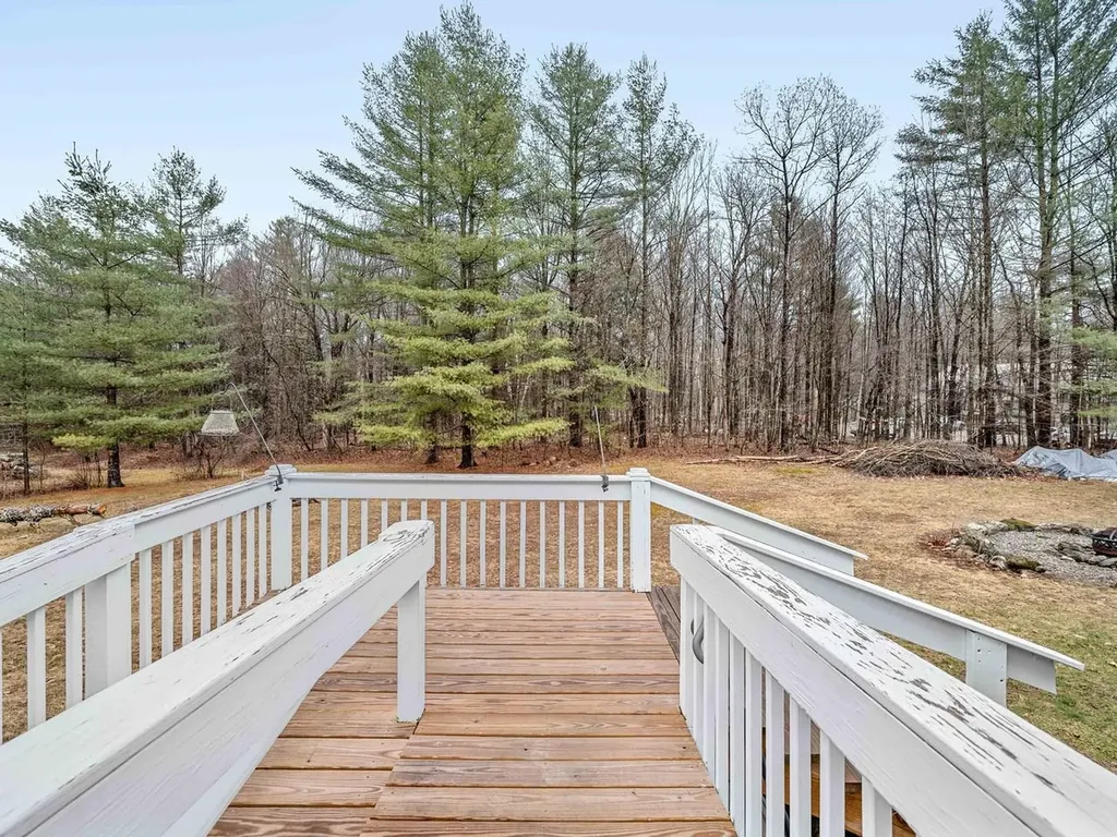 96 Lower Pines Road Warren VT 05674