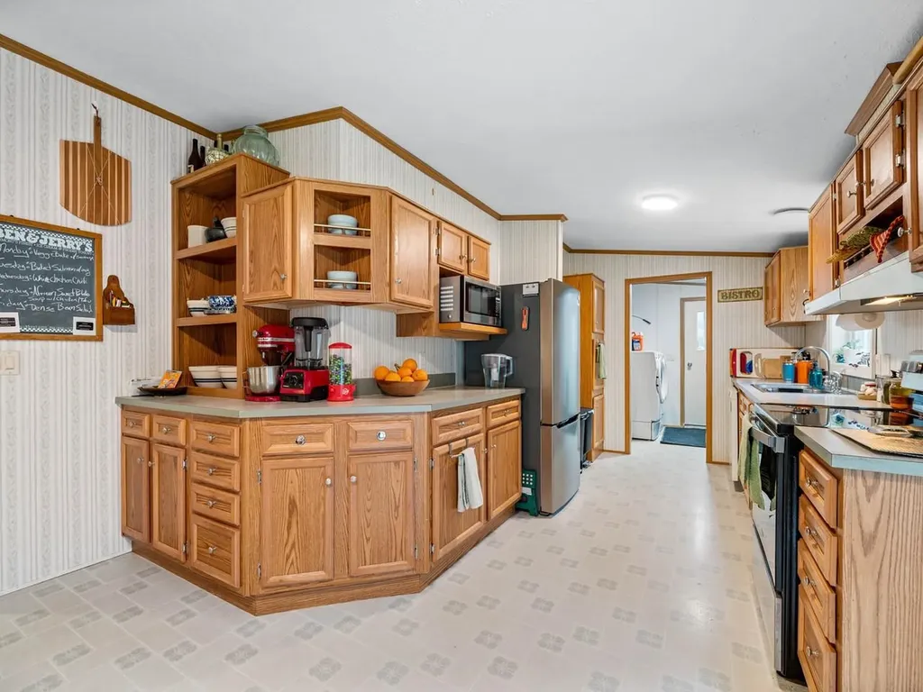 96 Lower Pines Road Warren VT 05674