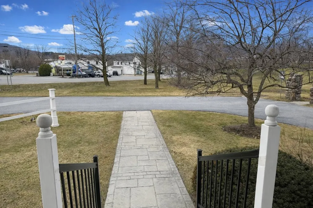 311 North Street Bennington VT 05201