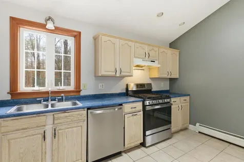 49 Forest Lane Boscawen NH 03303