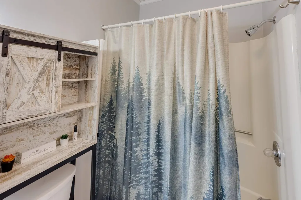 36 Lodge Road Lincoln NH 03251
