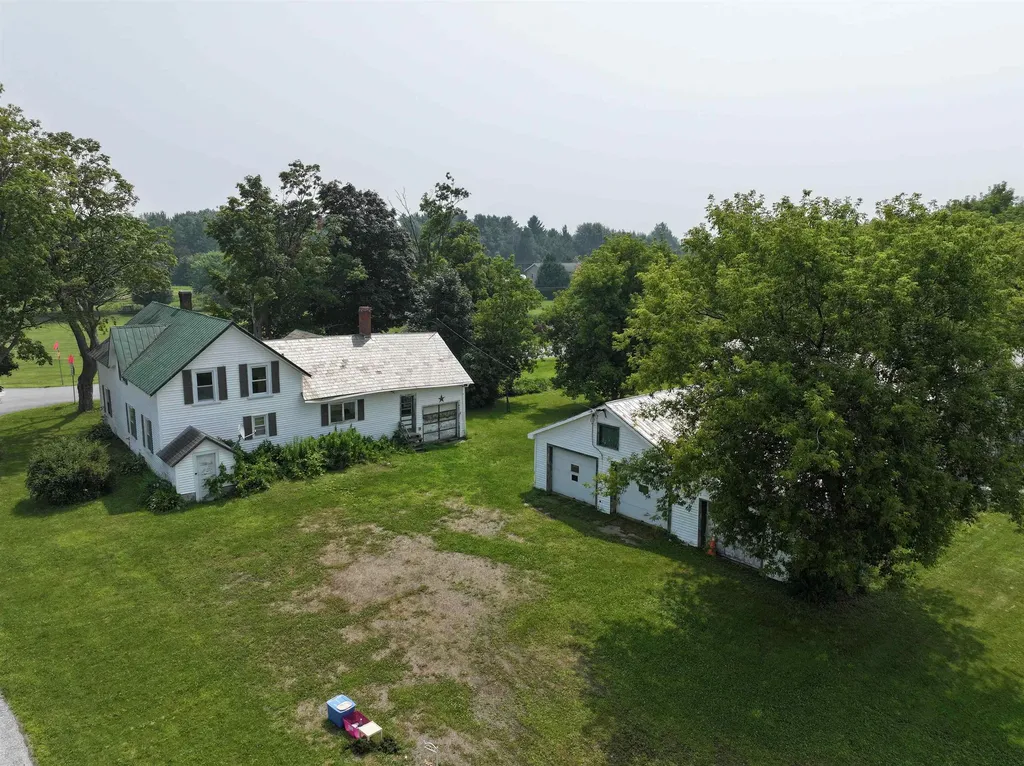 91 Allen Road Grand Isle VT 05458