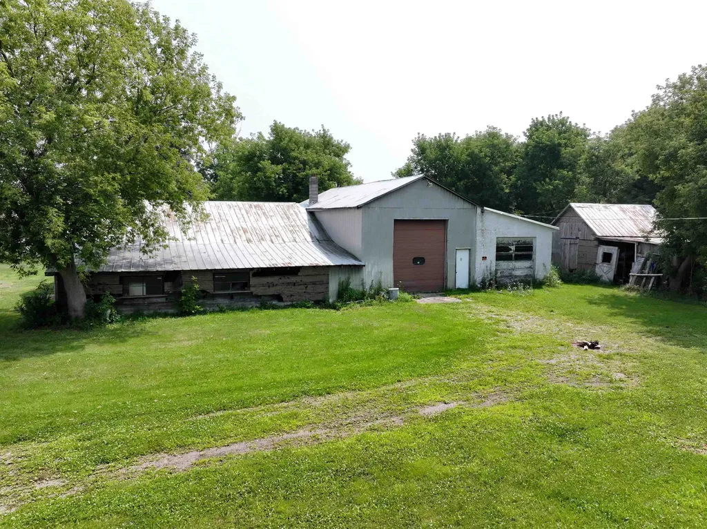 91 Allen Road Grand Isle VT 05458