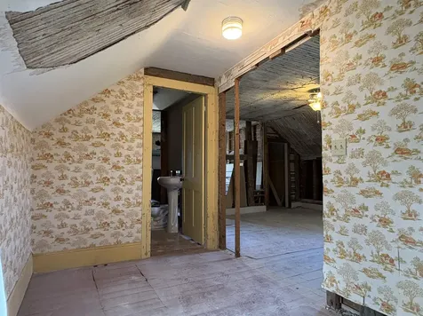 91 Allen Road Grand Isle VT 05458