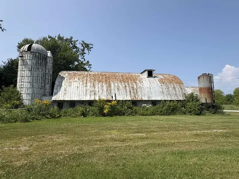 91 Allen Road Grand Isle VT 05458