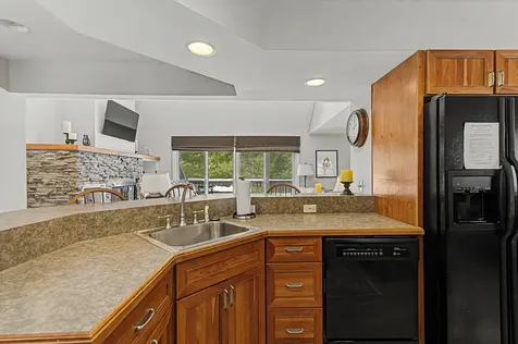 38 Tranquillity Road Stowe VT 05672