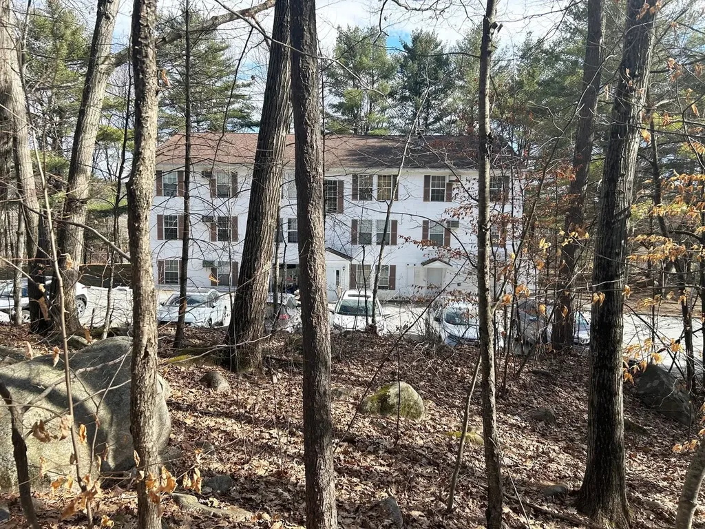 20 Wolf Road Lebanon NH 03755