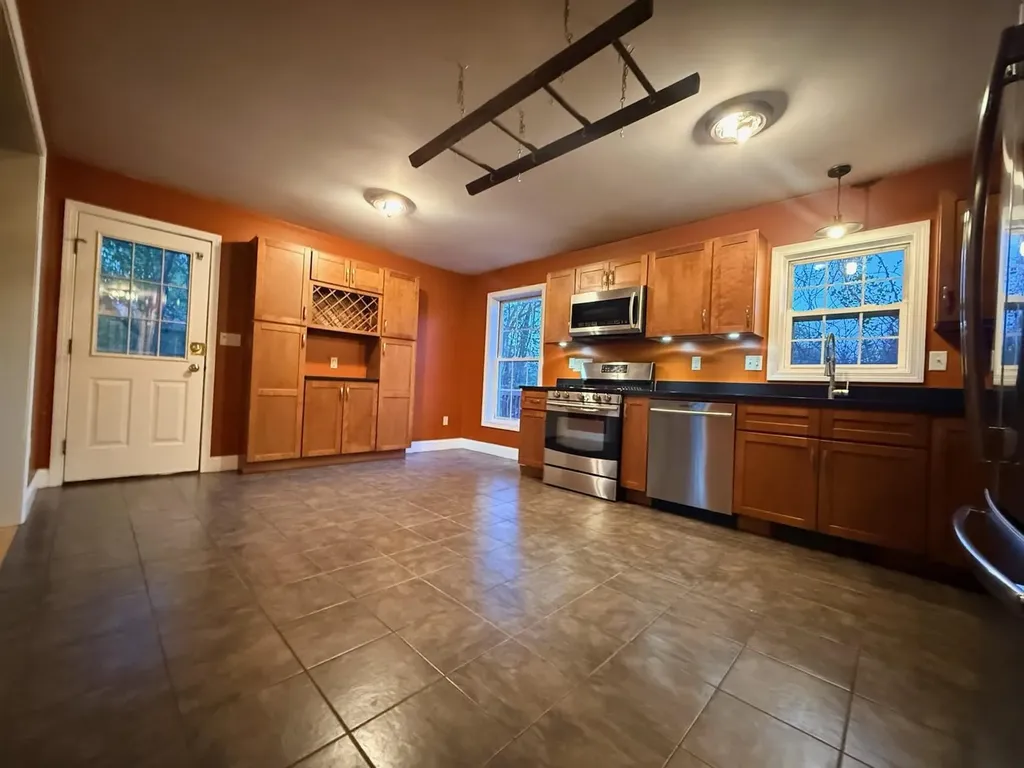 5 Sullivan Drive Dover NH 03820