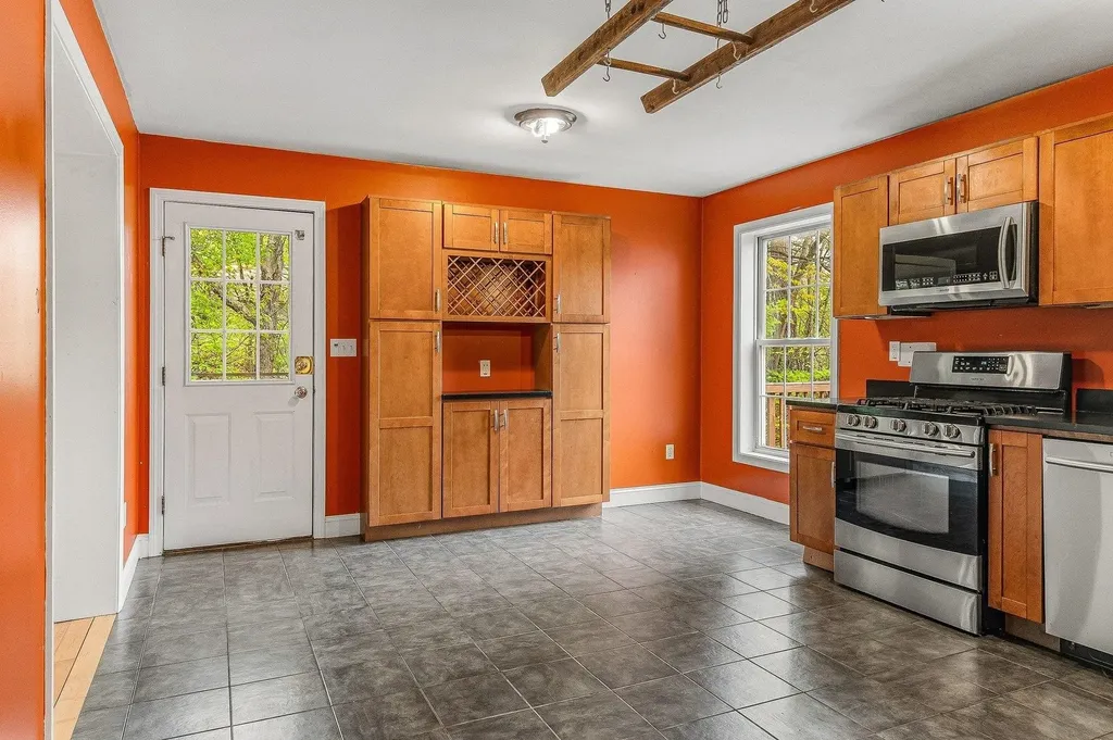 5 Sullivan Drive Dover NH 03820