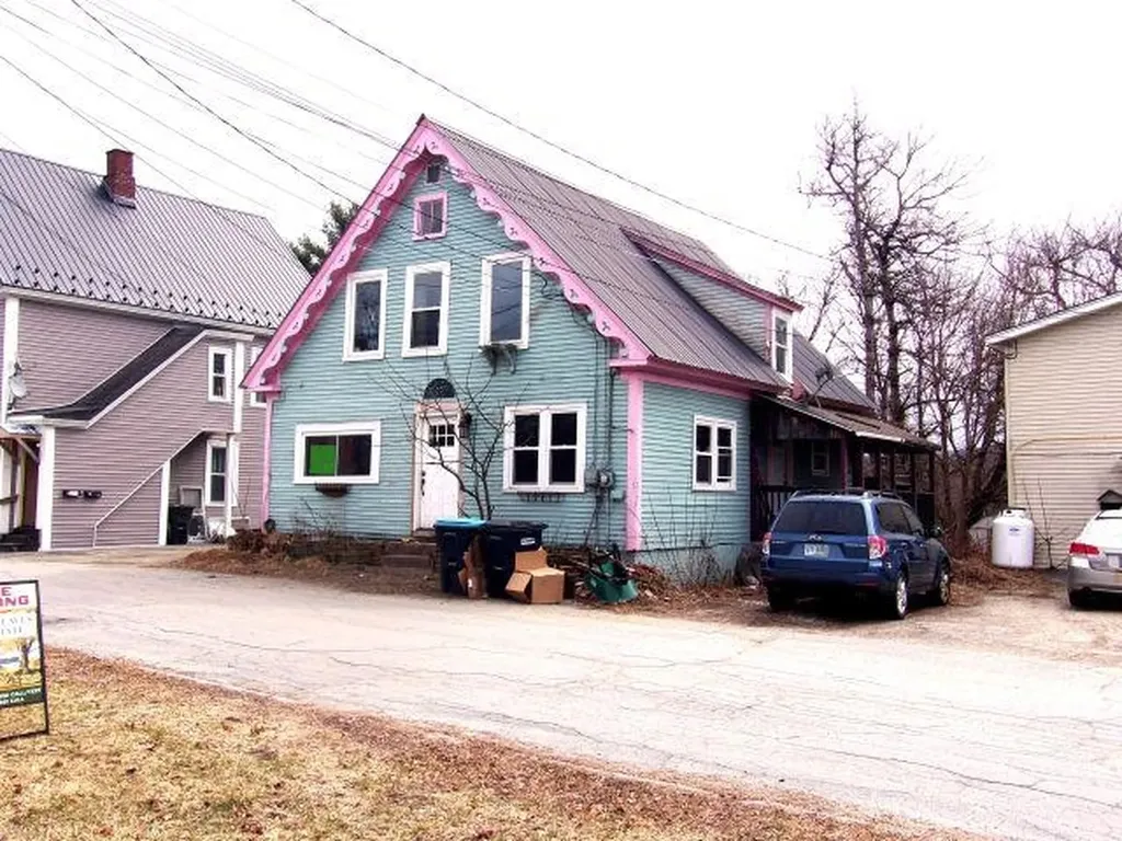 8 Oak Hill Street Haverhill NH 03785