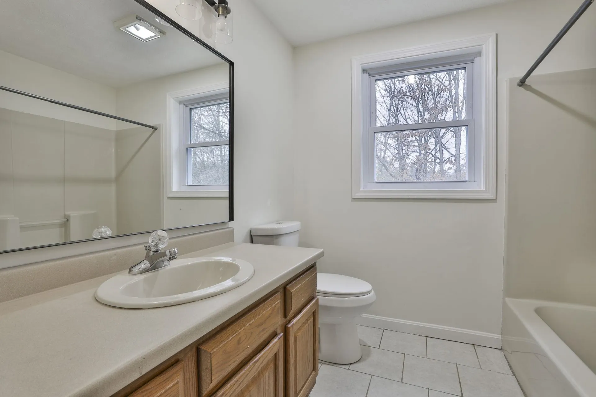 54 Vandora Drive Manchester NH 03103