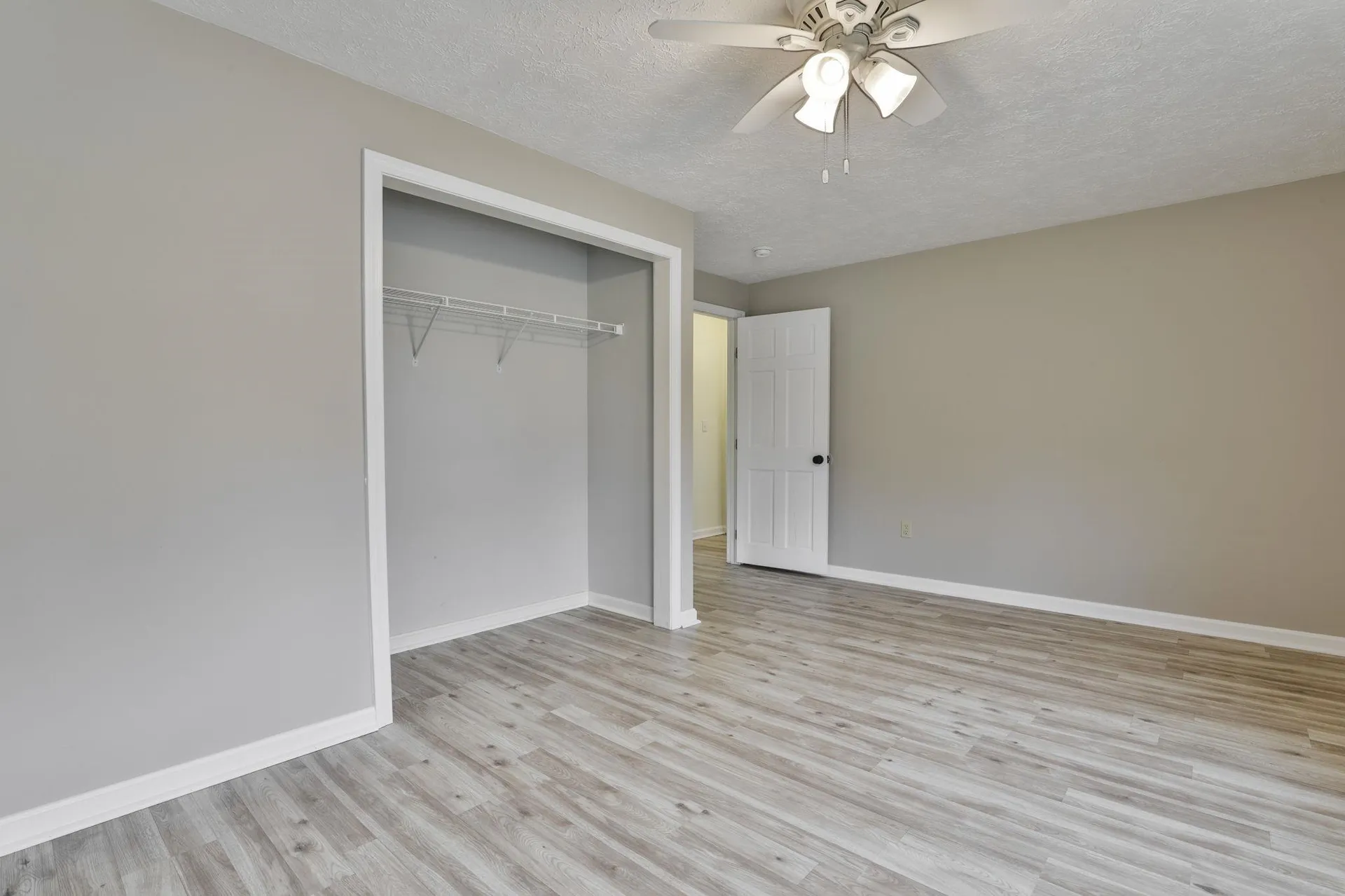 54 Vandora Drive Manchester NH 03103