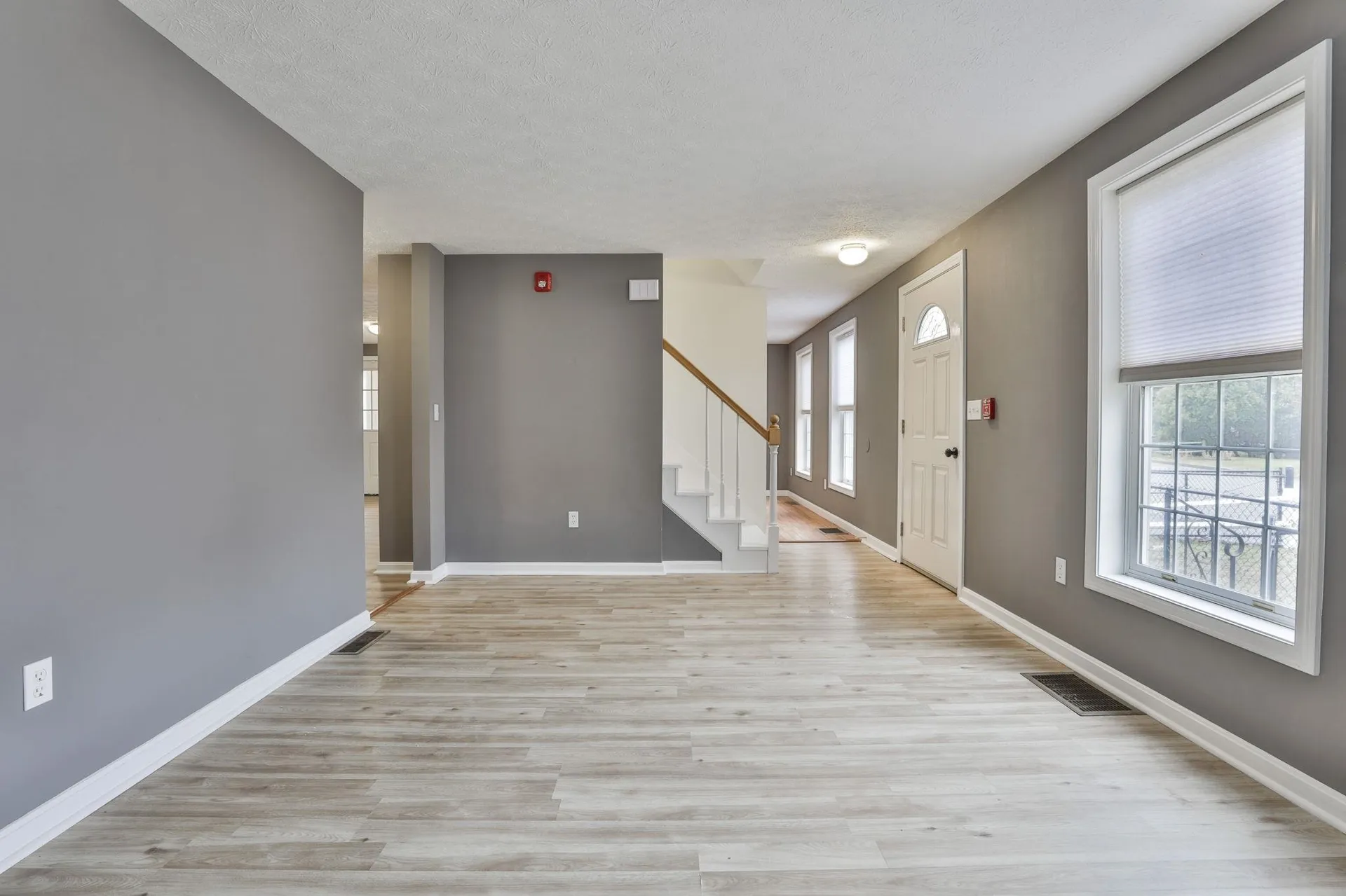 54 Vandora Drive Manchester NH 03103