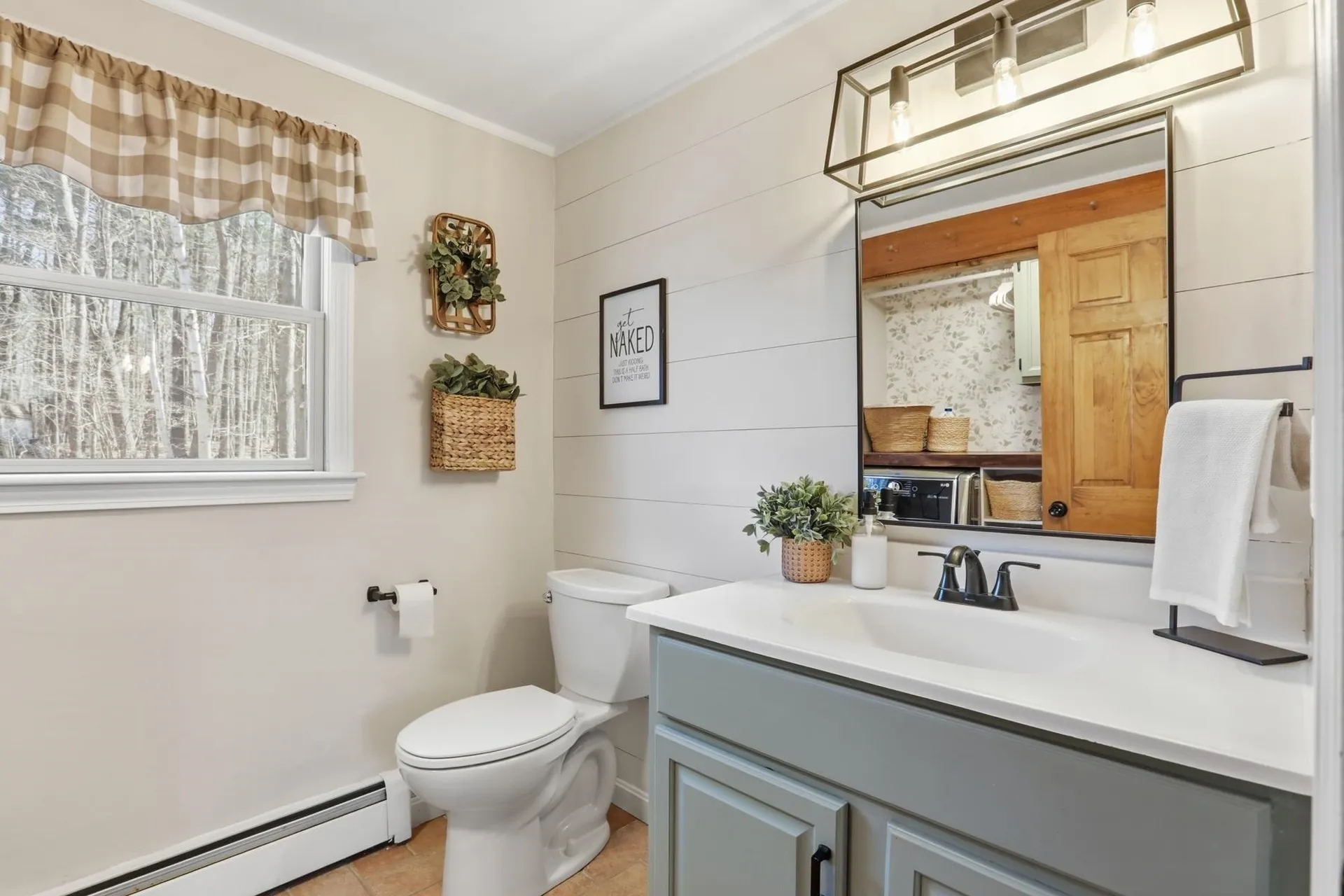 11 Elwood Road Derry NH 03038