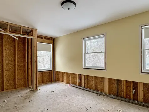 16 Macdonald Drive Hanover NH 03755