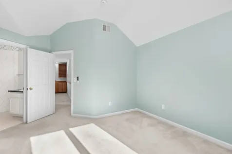 14 Sterling Springs Drive Hartford VT 05001