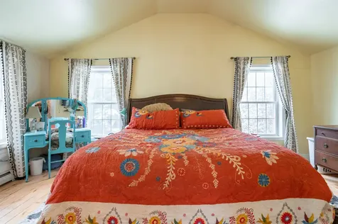 133 Raymond Road Deerfield NH 03037