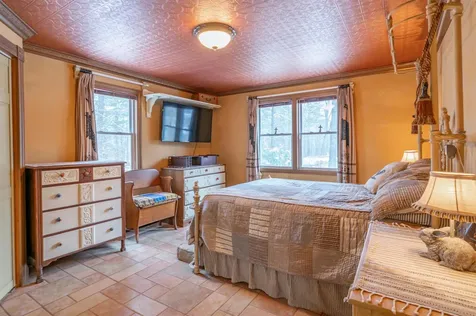 133 Raymond Road Deerfield NH 03037