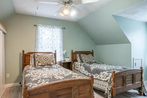 133 Raymond Road Deerfield NH 03037