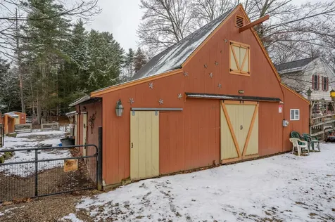 133 Raymond Road Deerfield NH 03037