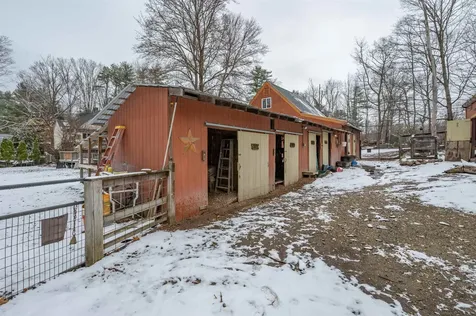 133 Raymond Road Deerfield NH 03037