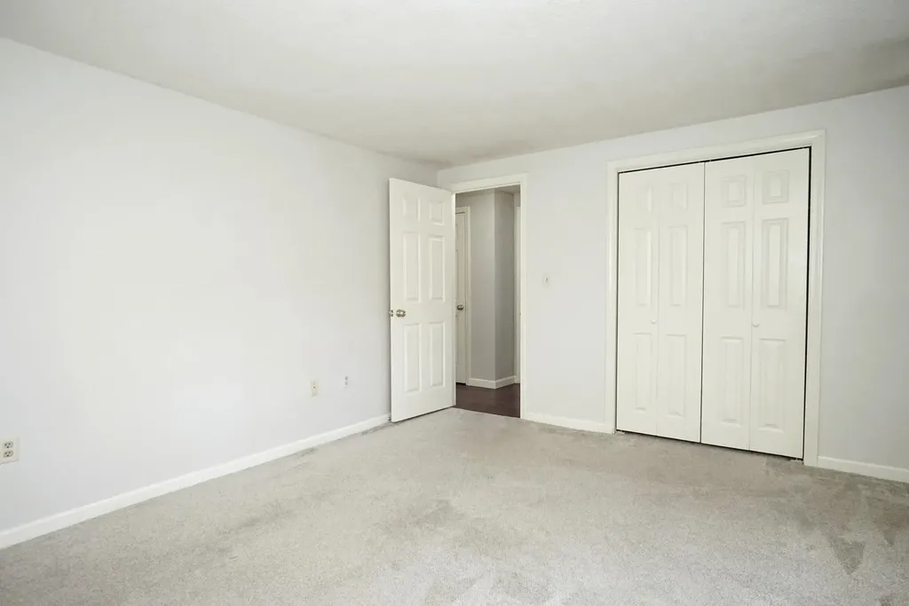 50 Brookside Drive Exeter NH 03833