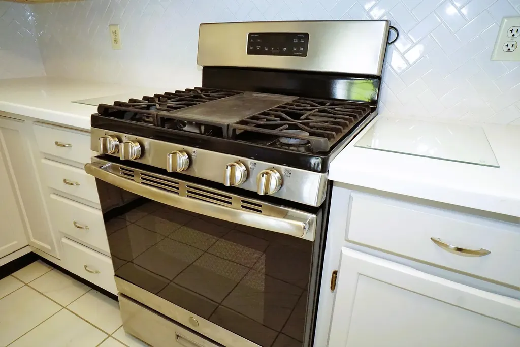 50 Brookside Drive Exeter NH 03833