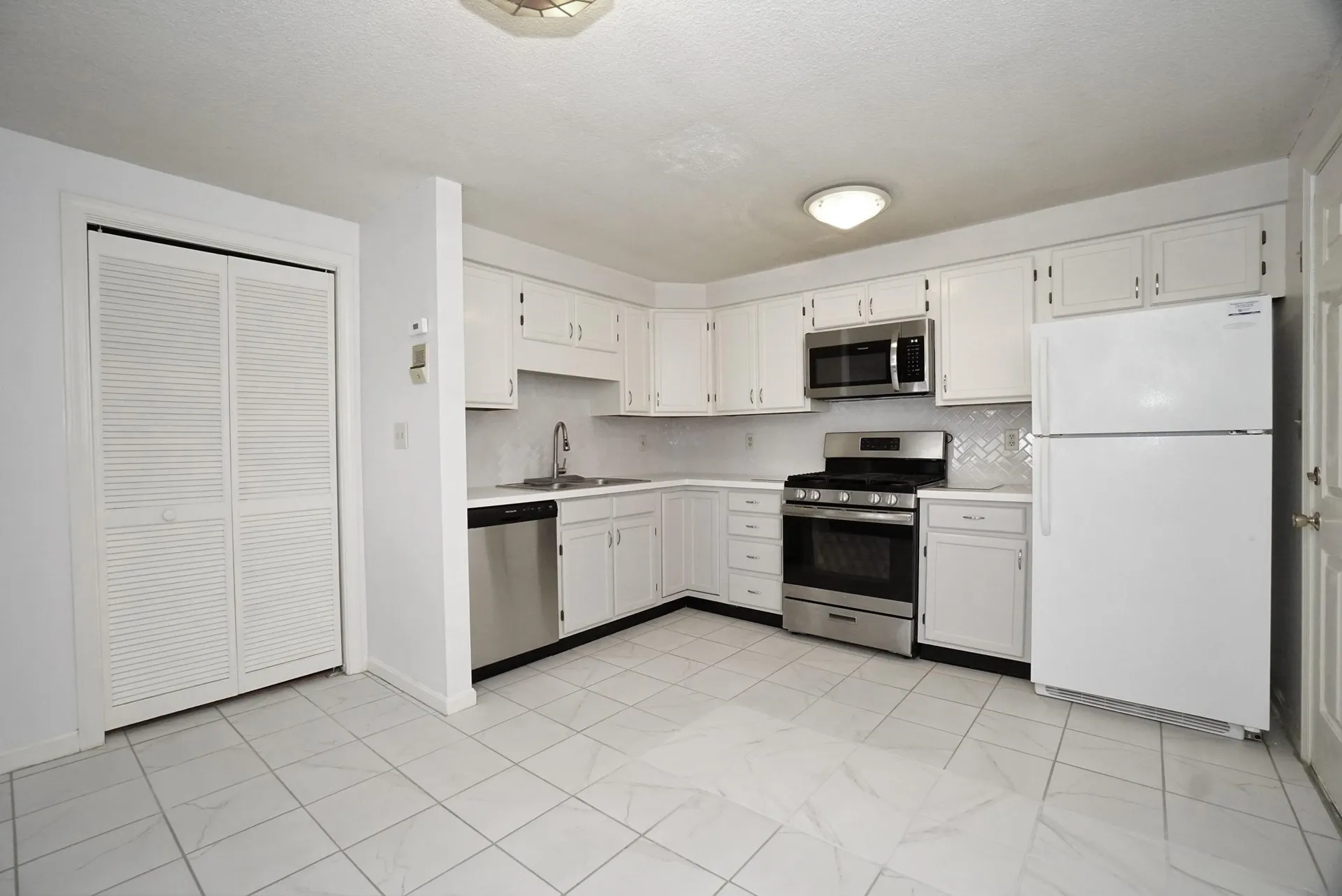 50 Brookside Drive Exeter NH 03833