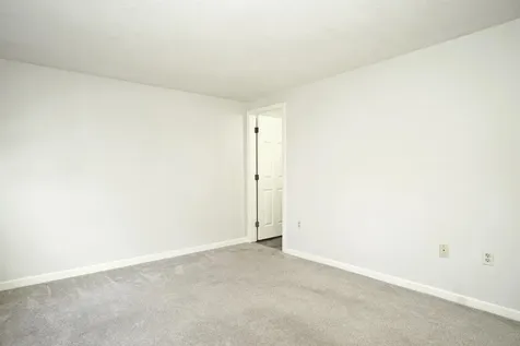 50 Brookside Drive Exeter NH 03833