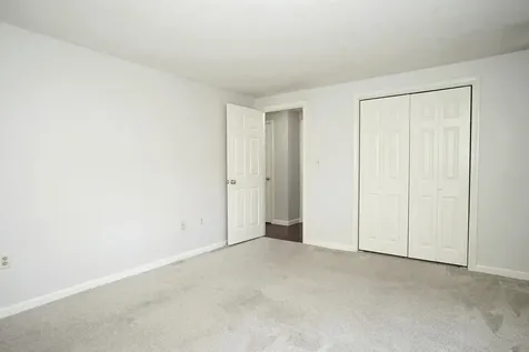 50 Brookside Drive Exeter NH 03833