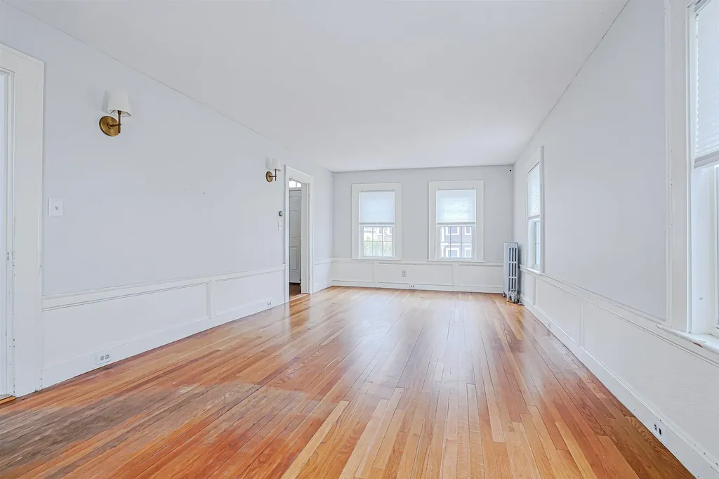 861 Beech Street Manchester NH 03104