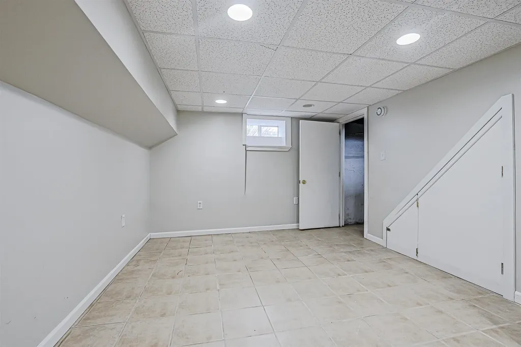 861 Beech Street Manchester NH 03104